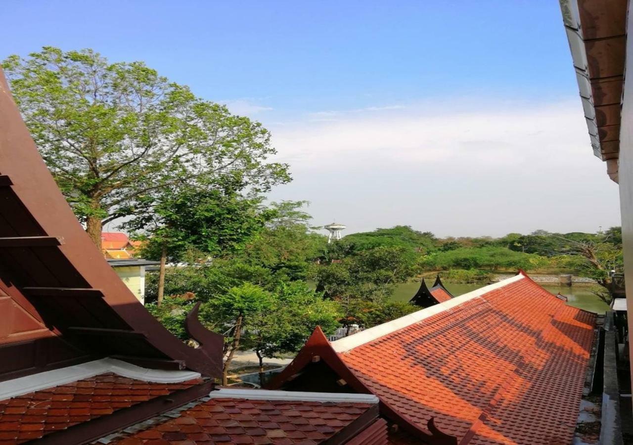 Hotel Baan Bua House 2 Phra Nakhon Si Ayutthaya Exterior foto
